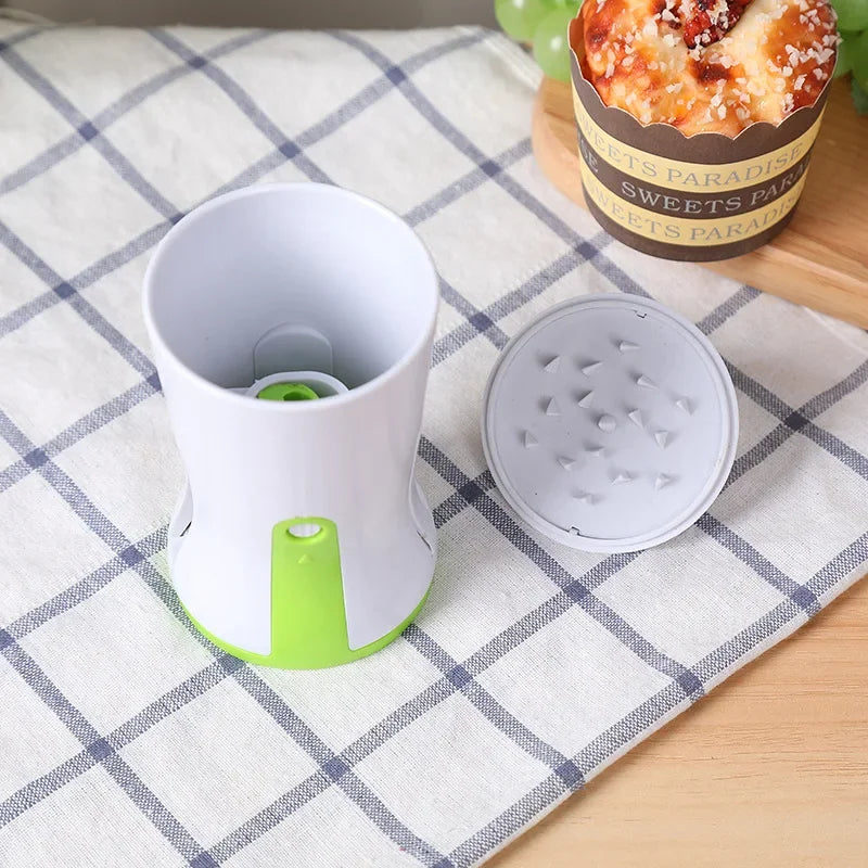 Handheld Vegetable Spiralizer – 3 Blades