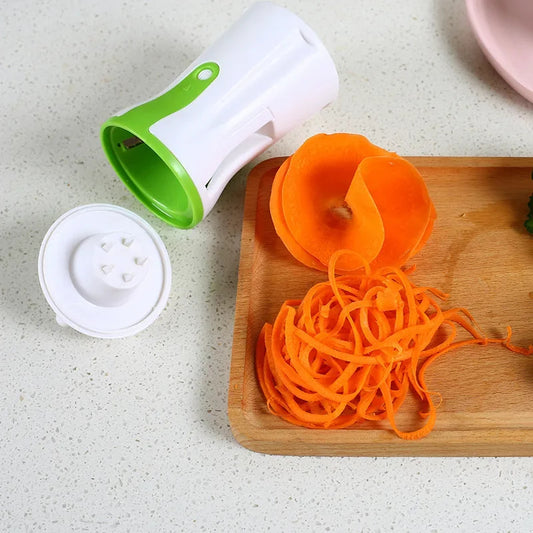 Handheld Vegetable Spiralizer – 3 Blades